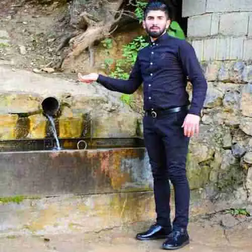 زندونی در بلندو باز نوونه